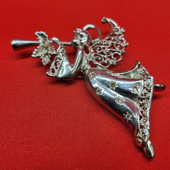 Angel Playing Trumpet Christmas Pin Brooch - Picture 3 of 12